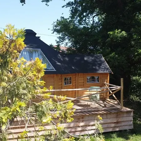 Auvergne Kota Chalet *